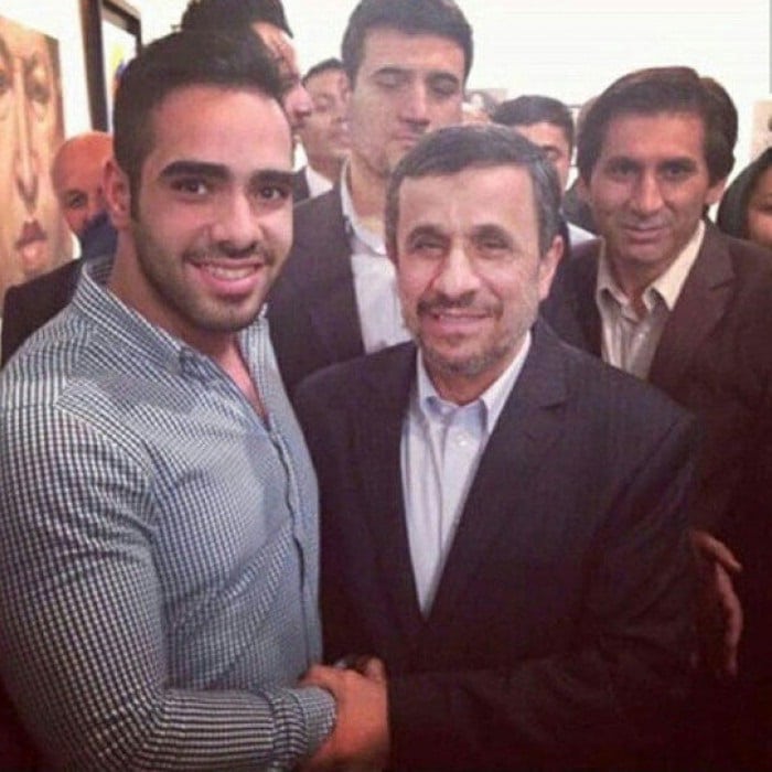 تصویر ساشا سبحانی در کنار محمود احمدی نژاد