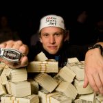 بهترین بازیکن پوکر کیست؟