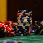 چگونه ارزش چیپ‌های پوکر را درست تعیین کنیم؟
