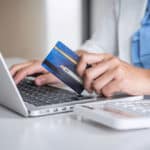 مسدود شدن حساب بانکی در سایت شرط بندی